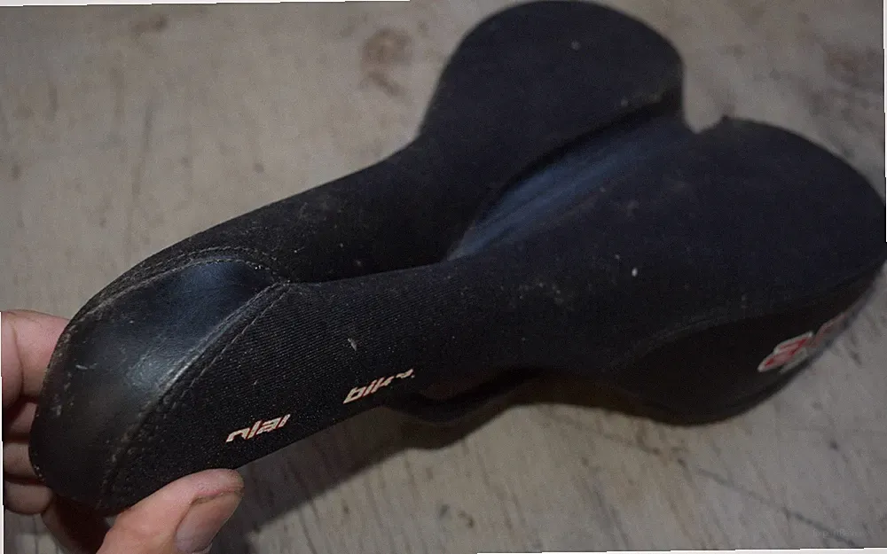 PLANET BIKE A.R.S. CLASSIC BICYCLE COMFORT SEAT SADDLE / Clean with Limited Use